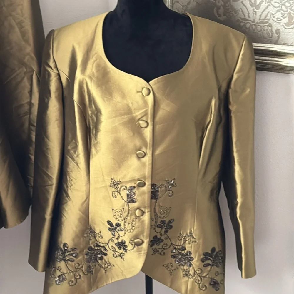 Solini Collections Sz 18 beaded two piece skirt and blazer olive green sheen set